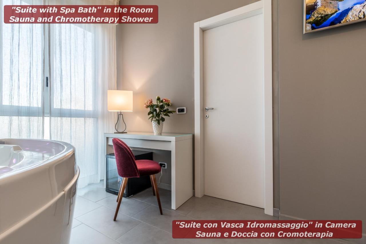 4 Star Boutique Rooms Bolonia Exterior foto