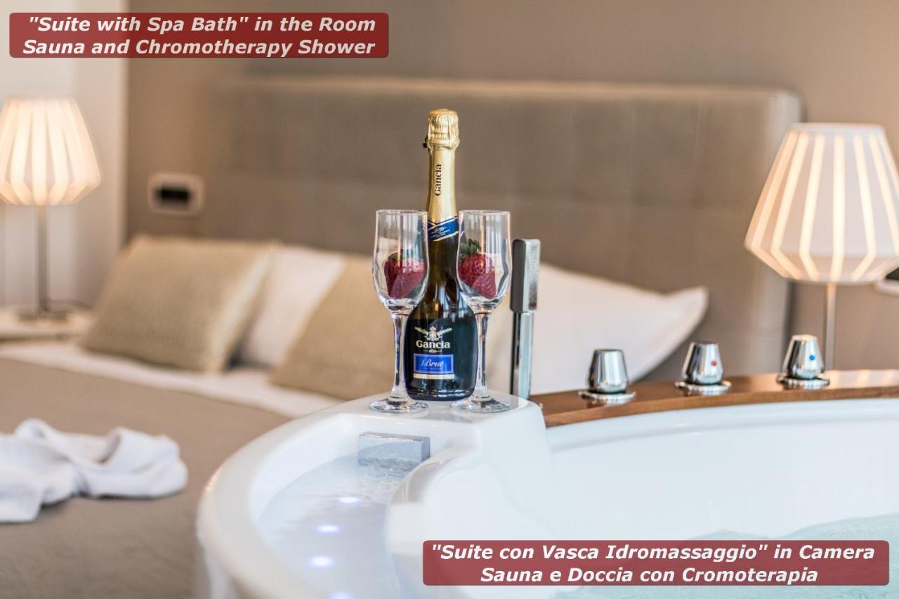4 Star Boutique Rooms Bolonia Exterior foto