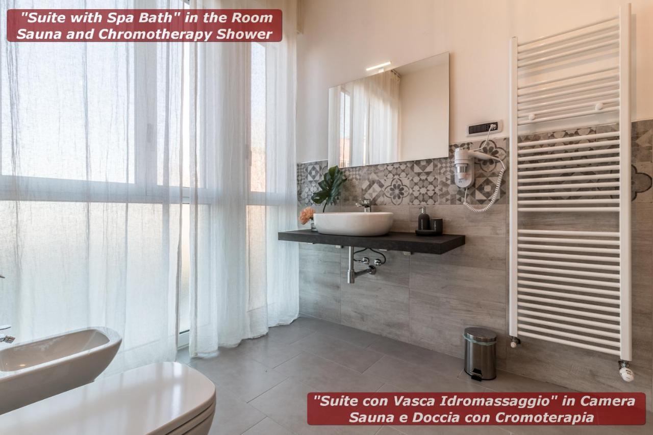 4 Star Boutique Rooms Bolonia Exterior foto