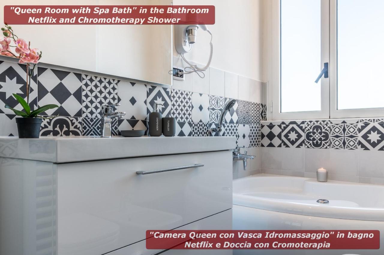4 Star Boutique Rooms Bolonia Exterior foto